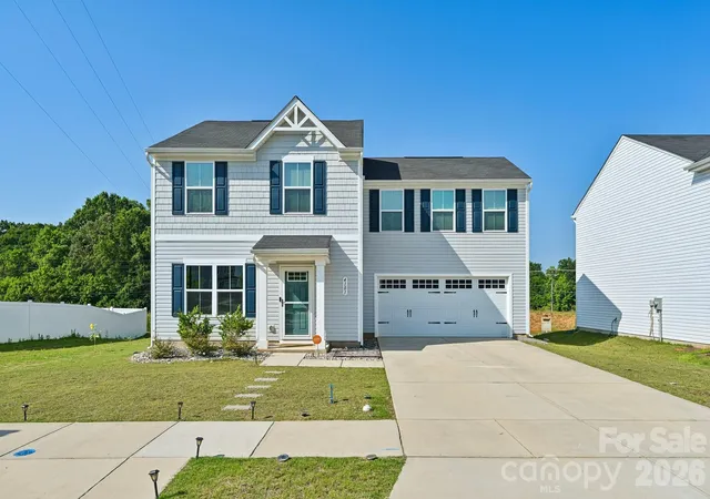 Homes for sale in Charlotte, NC | 4101 Wild Ridge Dr, Charlotte, NC 28215 | MLS# 4372468