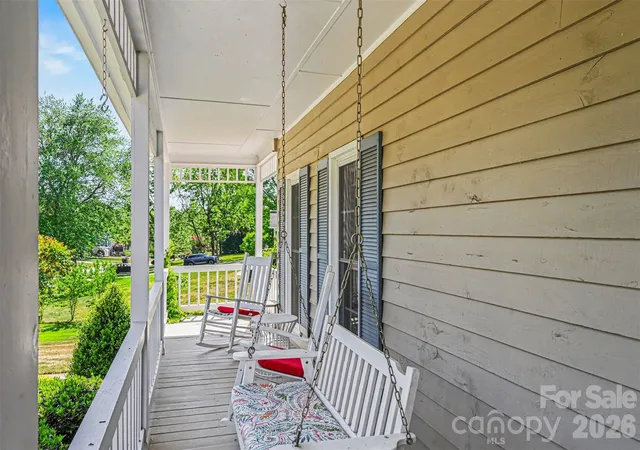 5th image of 4051 Pinecrest Dr Ne, Hickory, NC 28601 | MLS# 4372469
