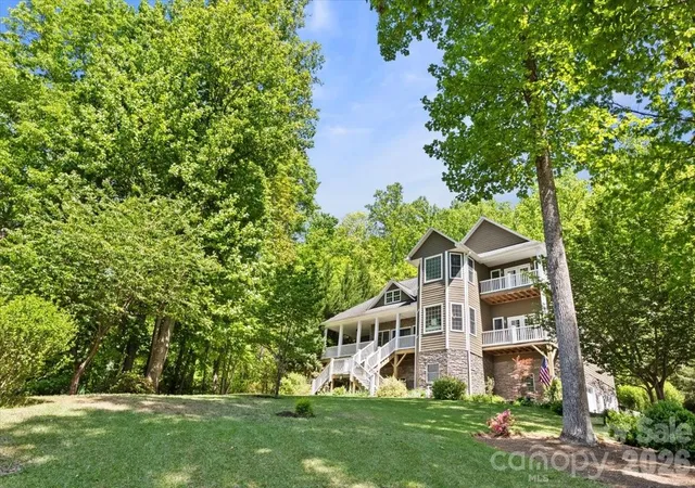 Homes for sale in Old Fort, NC | 1307 Golf Course Rd, Old Fort, NC 28762 | MLS# 4372492