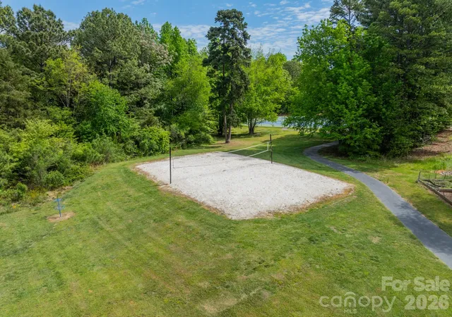 40th image of 17919 Kings Point Dr #C, Cornelius, NC 28031 | MLS# 4372495