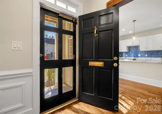 2nd image of 153 Perrin Pl #153, Charlotte, NC 28207 | MLS# 4372500