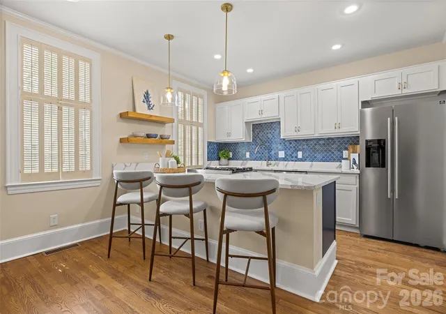 Photo 4 of Townhouse for sale at 153 Perrin Pl #153, Charlotte, NC 28207 | MLS# 4372500 | Listing updated on 2026-09-21