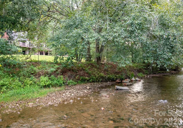 Homes for sale in Horse Shoe, NC | 559 Shining Rock Path, Horse Shoe, NC 28742 | MLS# 4372540