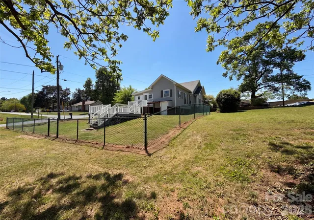 Homes for sale in New London, NC | 215 S Ferry Rd, New London, NC 28127 | MLS# 4372599