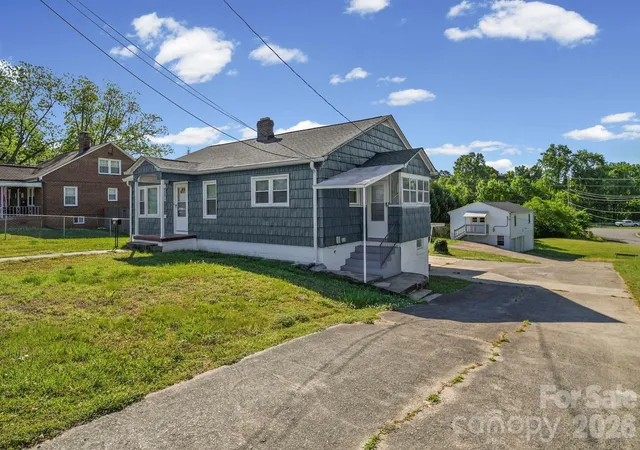 1st image of 708 N Bostian St, China Grove, NC 28023 | MLS# 4372622