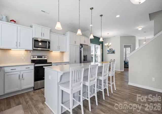 Photo 4 of Single family home for sale at 119 Mooring Dr, Statesville, NC 28677 | MLS# 4372646 | Listing updated on 2026-06-26