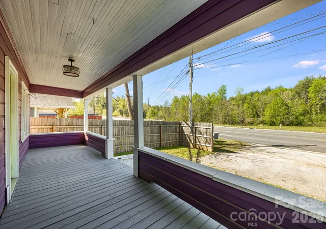 Homes for sale in Fairview, NC | 1148 Charlotte Hwy, Fairview, NC 28730 | MLS# 4372670