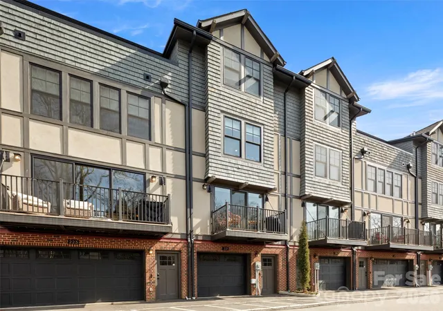 23rd image of 221 Broadway St, Asheville, NC 28801 | MLS# 4372780