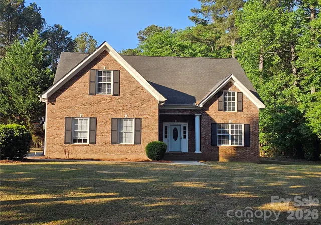 Homes for sale in Chester, SC | 2843 Lakeshore Dr, Chester, SC 29706 | MLS# 4372789