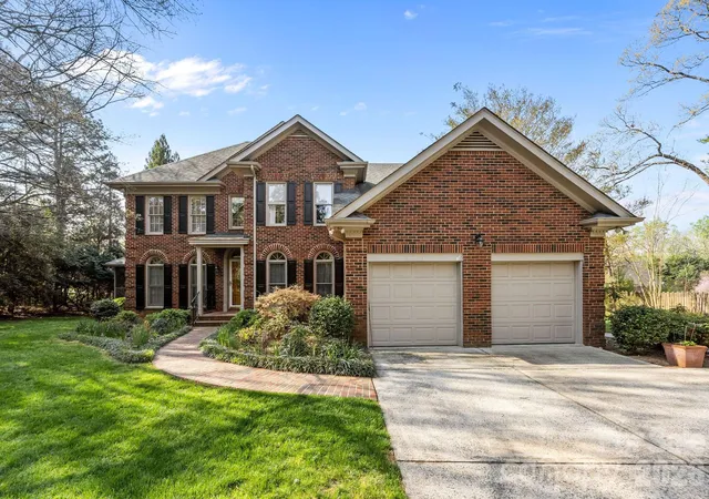 Photo 1 of Single family home for sale at 3325 Tilley Morris Rd, Matthews, NC 28105 | MLS# 4372794 | Listing updated on 2026-10-15