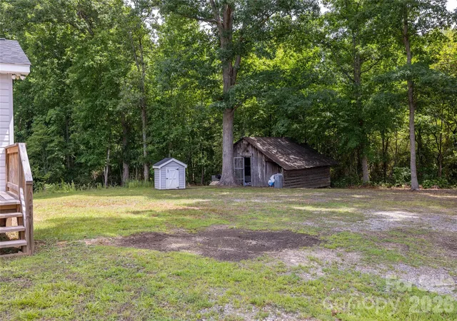 Homes for sale in Seagrove, NC | 603 Hogan Farm Rd, Seagrove, NC 27341 | MLS# 4372827