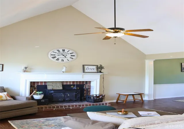 4th image of 2325 Perry Rd, Denver, NC 28037 | MLS# 4372829