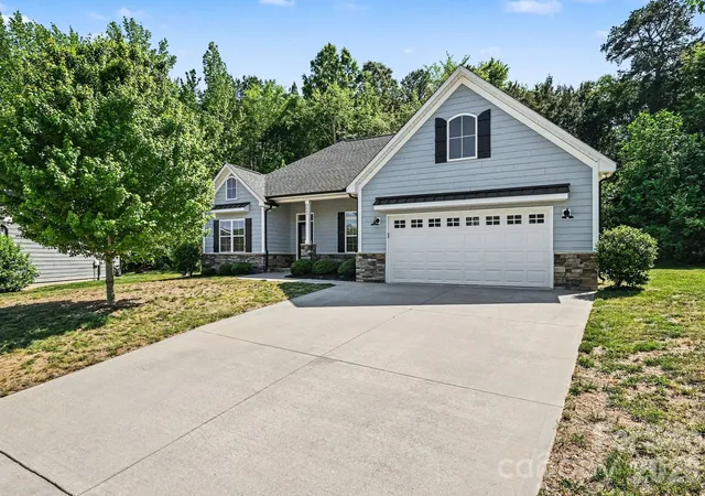 3rd image of 2660 Nw Poplar Cove Dr Nw, Concord, NC 28027 | MLS# 4372832