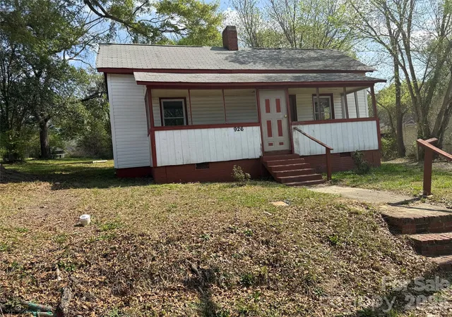 Photo 1 of Sale Pending at 965 13th Street, Lancaster, SC 29720 | MLS# 4372841 | Listing updated on 2026-10-07
