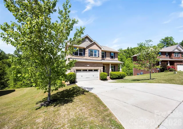 Photo 3 of Single family home for sale at 2548 Flintshire Ln, Gastonia, NC 28056 | MLS# 4372857 | Listing updated on 2026-08-24