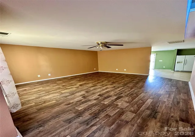 4th image of 4722 Mortonhall Rd, Charlotte, NC 28215 | MLS# 4372865