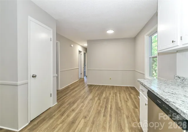 Photo 3 of Single family home for sale at 170 Hemingway Ln, Statesville, NC 28625 | MLS# 4372875 | Listing updated on 2026-07-13