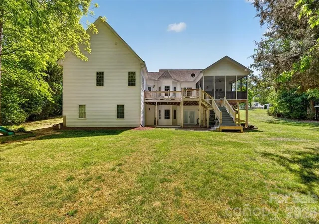 Homes for sale in Iron Station, NC | 1048 Brevard Pl Rd, Iron Station, NC 28080 | MLS# 4372900