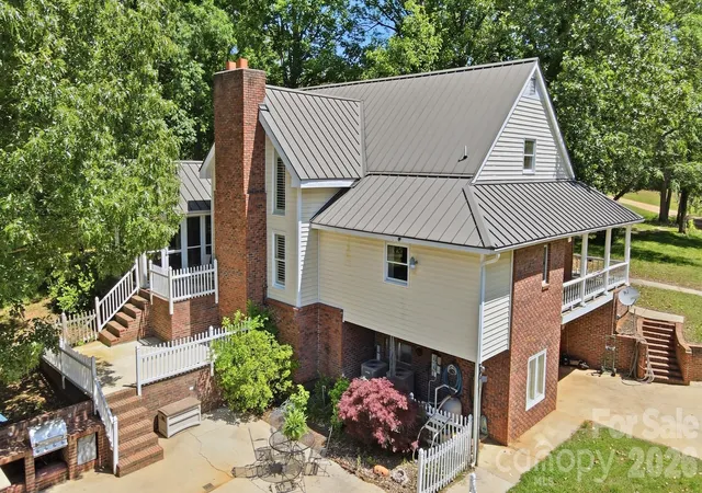 Photo 3 of Single family home for sale at 846 Windy Oaks Way, Lancaster, SC 29720 | MLS# 4372947 | Listing updated on 2026-10-20