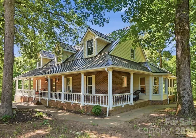 1st image of 846 Windy Oaks Wy, Lancaster, SC 29720 | MLS# 4372947