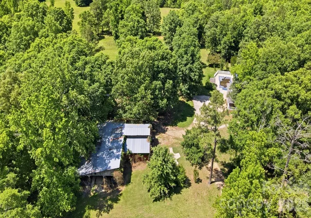 Photo 4 of Single family home for sale at 846 Windy Oaks Way, Lancaster, SC 29720 | MLS# 4372947 | Listing updated on 2026-10-20