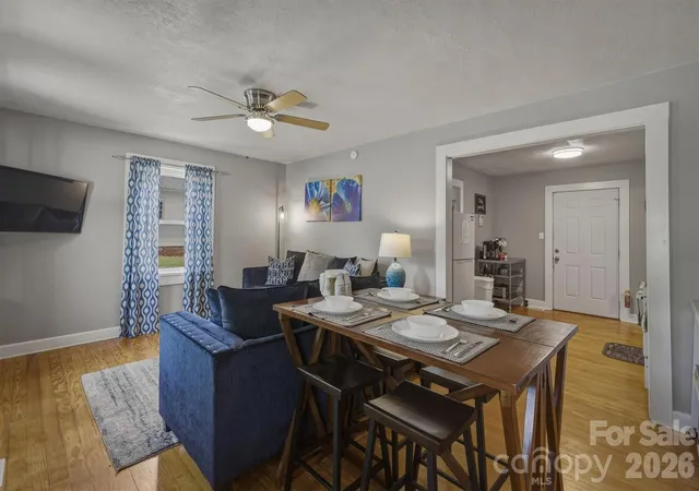 Photo 3 of Single family home for sale at 905 Carbon City Rd, Morganton, NC 28655 | MLS# 4373012 | Listing updated on 2026-08-27