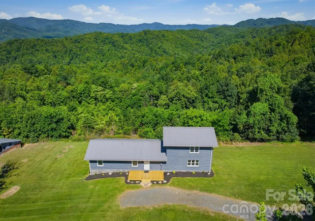 Photo 1 of Single family home for sale at 822 Windy Mountain Rd, Deep Gap, NC 28618 | MLS# 4373074 | Listing updated on 2026-08-26