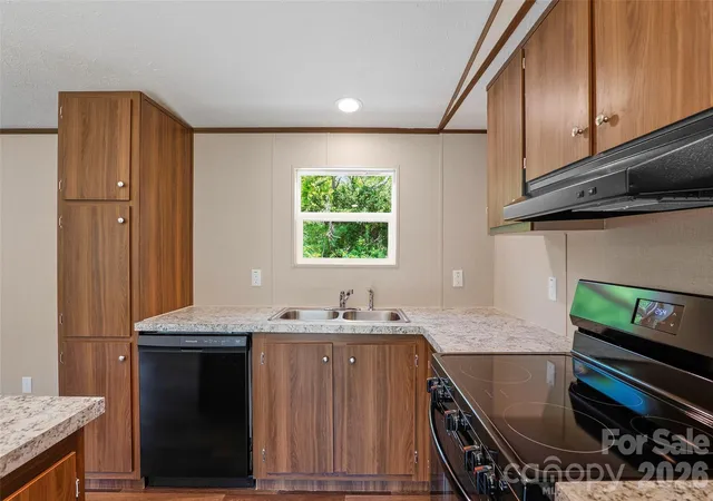 Photo 3 of Single family home for sale at 265 Curtis Crk Rd, Candler, NC 28715 | MLS# 4373081 | Listing updated on 2026-10-01