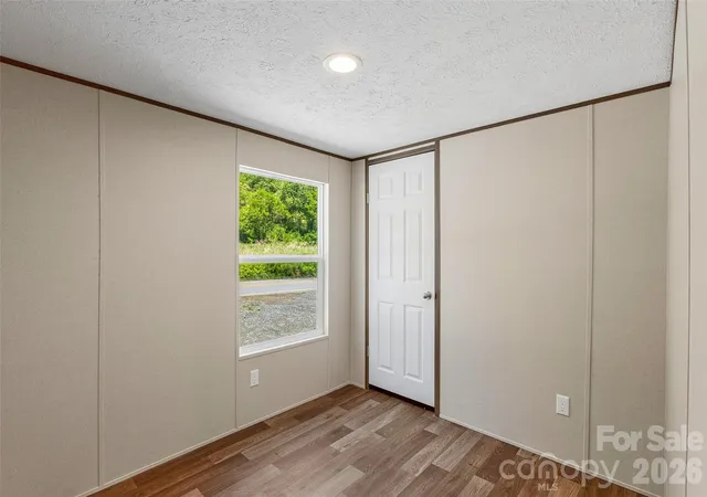 Photo 4 of Single family home for sale at 265 Curtis Crk Rd, Candler, NC 28715 | MLS# 4373081 | Listing updated on 2026-10-01