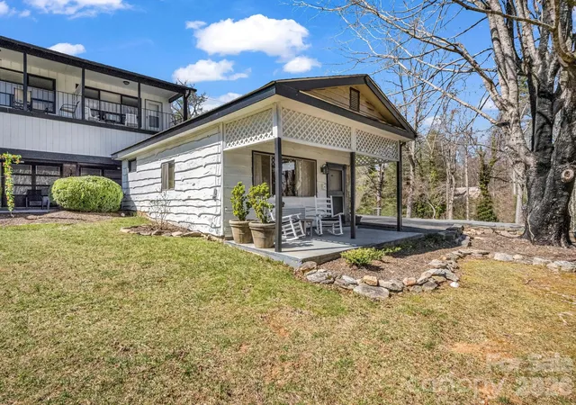 Photo 2 of Condo for sale at 140 Old Ml Rd #214, Flat Rock, NC 28731 | MLS# 4373085 | Listing updated on 2026-09-13