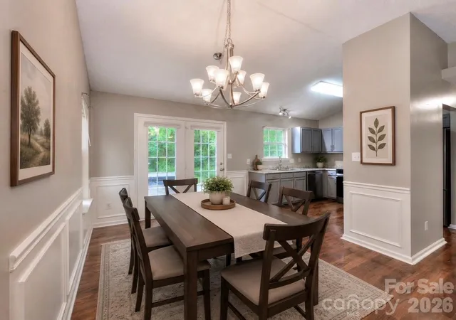 3rd image of 8110 Slickrock Cir, Charlotte, NC 28215 | MLS# 4373196