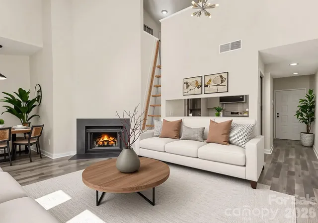 2nd image of 306 S Cedar St #10, Charlotte, NC 28202 | MLS# 4373227