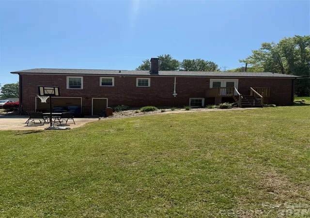 Homes for sale in Lenoir, NC | 1126 Cannon Dr, Lenoir, NC 28645 | MLS# 4373262