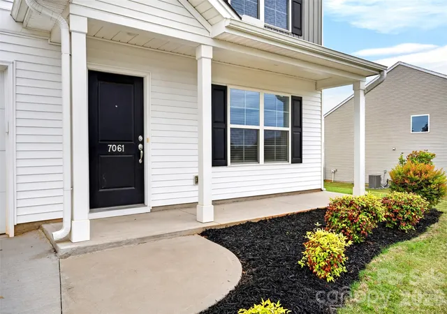 Homes for sale in Boiling Springs, SC | 7061 L Ct, Boiling Springs, SC 29316 | MLS# 4373315
