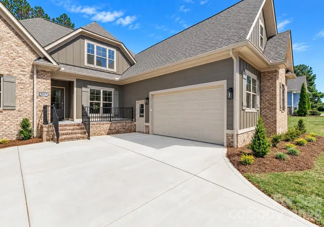 Photo 2 of Sale Pending at 5977 Tipperary Dr, Denver, NC 28037 | MLS# 4373483 | Listing updated on 2026-10-02