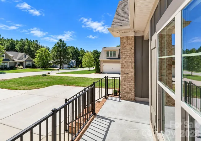 Photo 3 of Sale Pending at 5977 Tipperary Dr, Denver, NC 28037 | MLS# 4373483 | Listing updated on 2026-10-02
