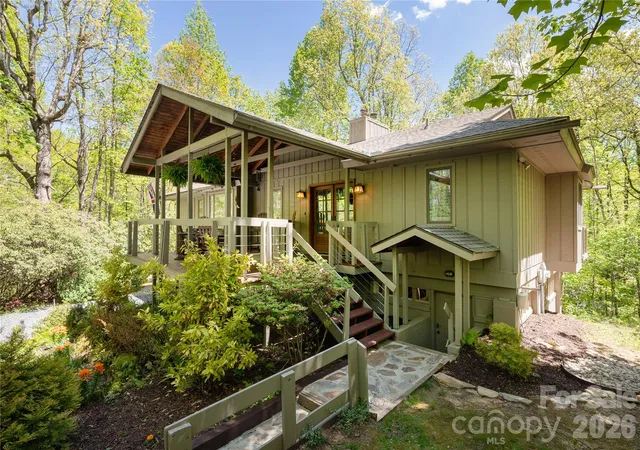 Homes for sale in Brevard, NC | 139 Panther Gap Rd, Brevard, NC 28712 | MLS# 4373521