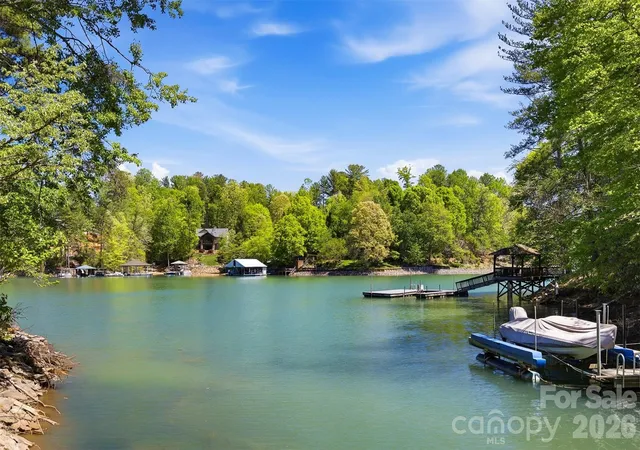 4th image of 4981 Camellia Dr #228, Morganton, NC 28655 | MLS# 4373549