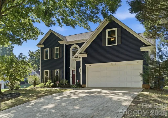 Photo 3 of Single family home for sale at 103 Pamlico Ln, Mooresville, NC 28117 | MLS# 4373563 | Listing updated on 2026-10-14