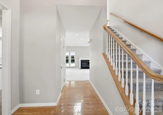 Photo 3 of Single family home for sale at 103 Pamlico Ln, Mooresville, NC 28117 | MLS# 4373563 | Listing updated on 2026-10-14