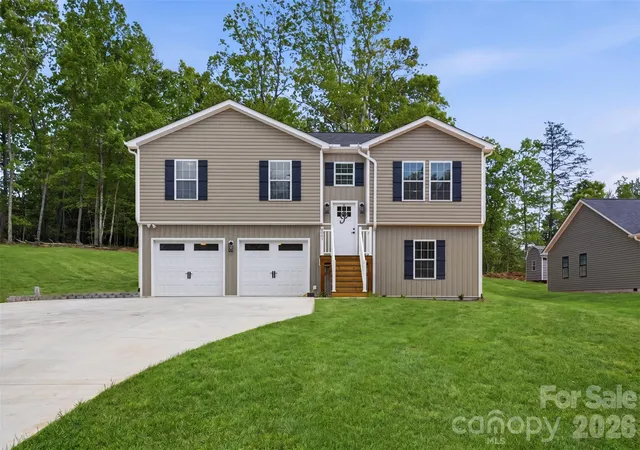 Homes for sale in Granite Falls, NC | 5961 Charlie Little Rd, Granite Falls, NC 28630 | MLS# 4373617