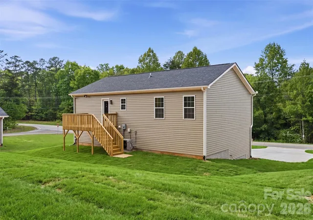 Homes for sale in Granite Falls, NC | 5961 Charlie Little Rd, Granite Falls, NC 28630 | MLS# 4373617
