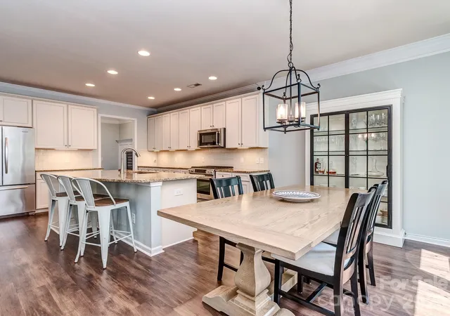 Photo 3 of Sale Pending at 1726 Royal Gorge Ave, Charlotte, NC 28210 | MLS# 4373628 | Listing updated on 2026-08-25