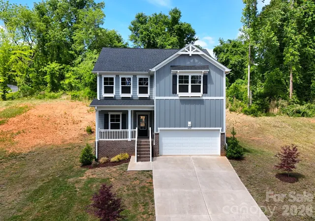 Photo 1 of Single family home for sale at 5145 Mark Dr Ne, Hickory, NC 28601 | MLS# 4373646 | Listing updated on 2026-09-21