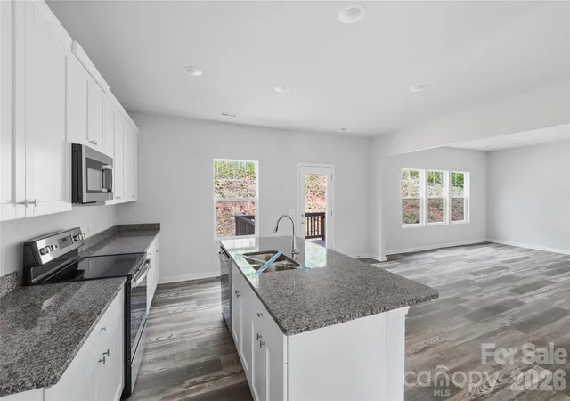 3rd image of 5145 Mark Dr Ne, Hickory, NC 28601 | MLS# 4373646