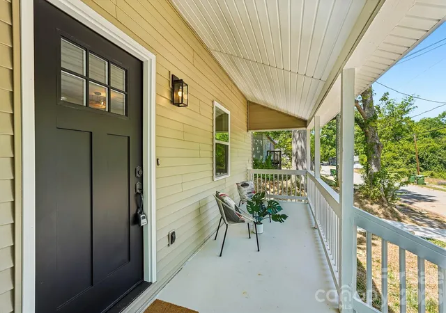 Homes for sale in Lancaster, SC | 514 W Arch St, Lancaster, SC 29720 | MLS# 4373652