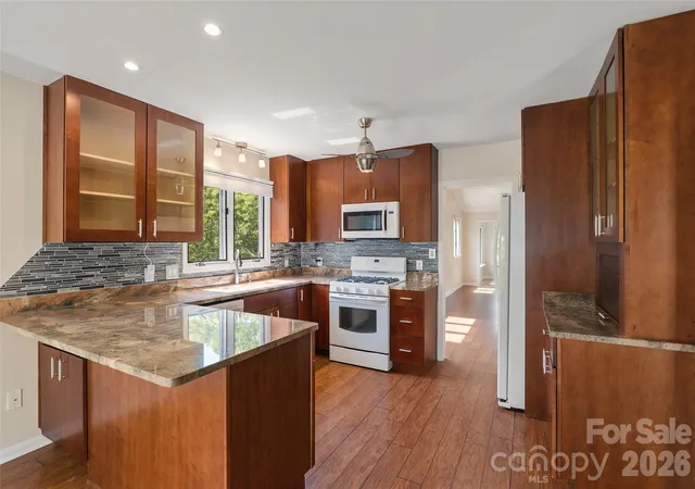 3rd image of 201 Timber Dr, Asheville, NC 28804