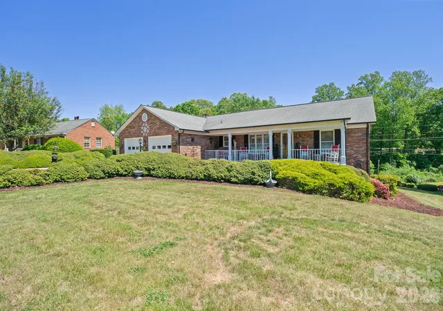 2nd image of 105 Rock Creek Dr, Lincolnton, NC 28092 | MLS# 4373736