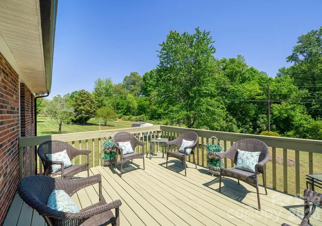 Photo 3 of Sale Pending at 105 Rock Crk Dr, Lincolnton, NC 28092 | MLS# 4373736 | Listing updated on 2026-09-23