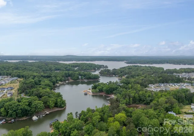 38th image of 17036 Challory Glen Wy, Charlotte, NC 28278 | MLS# 4373759